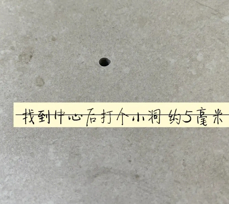 永安瓷砖空鼓维修公司专业解答在瓷砖铺贴过程中，如果砂料搅拌不均匀，将会带来以下问题